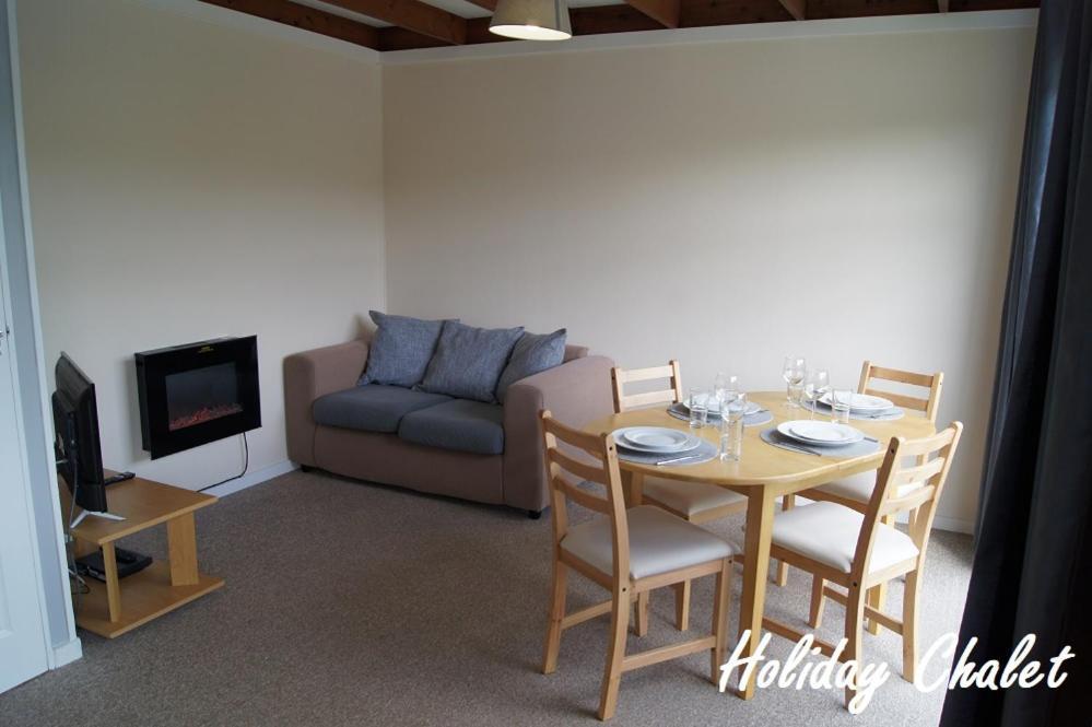 Greenways Valley Holiday Park Грейт-Торрингтон Экстерьер фото